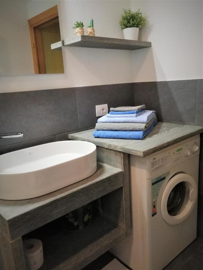 Casa Federica Apartment Isolaccia Ngoại thất bức ảnh