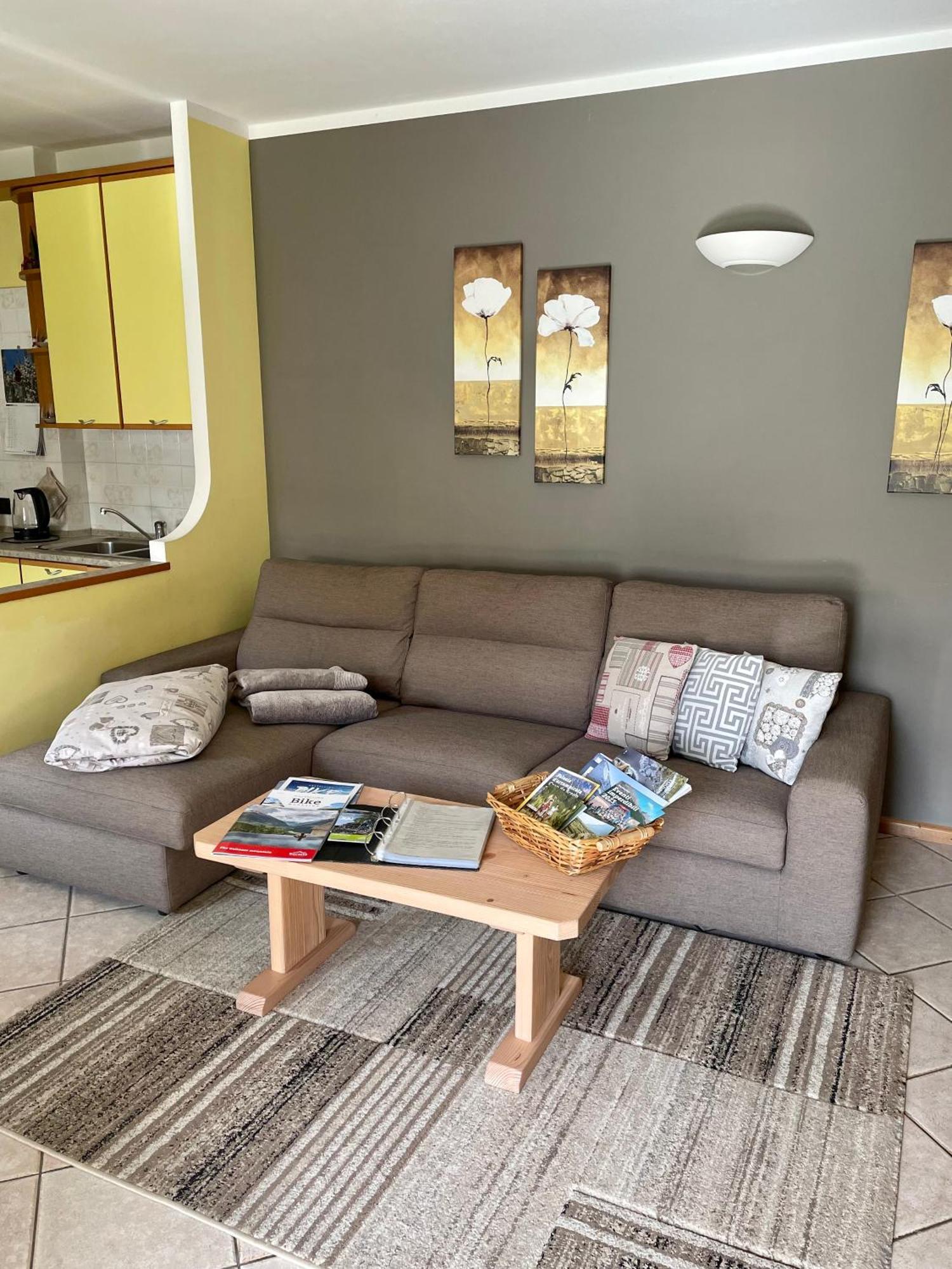 Casa Federica Apartment Isolaccia Ngoại thất bức ảnh